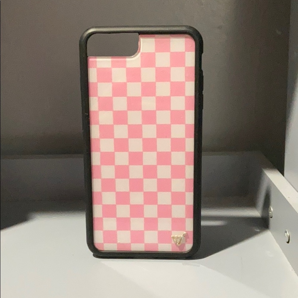 Checkered wildflower iPhone 6+ case